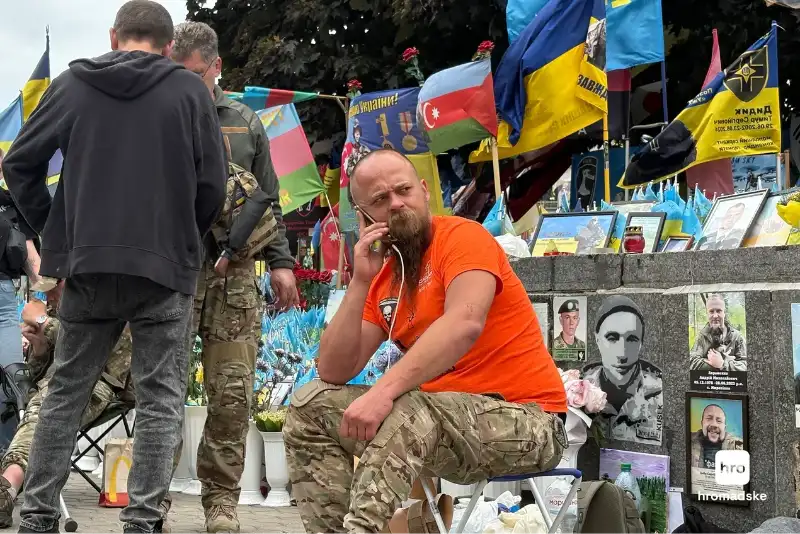 Сьомий день протесту на Майдані: ветеран Янюк голодує через хаос довкола військового меморіалу